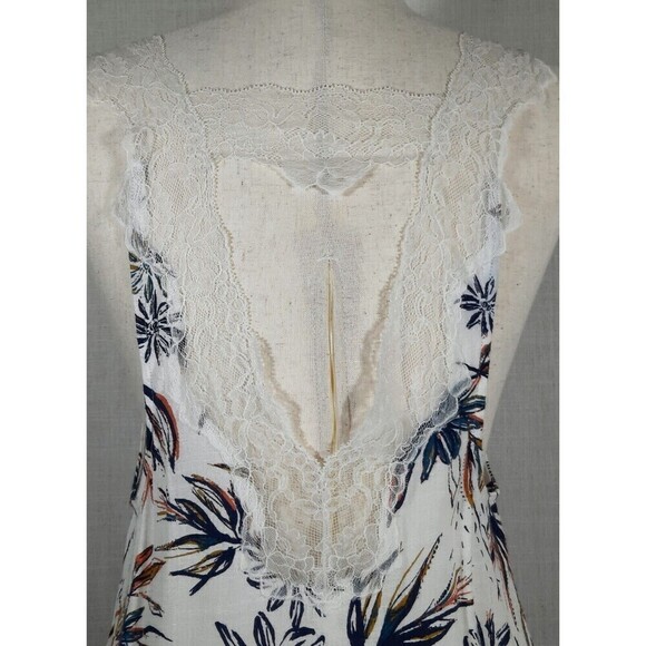Free People Intimates Romantic Feminine Lace Trim Floral Baby Doll SZ X-Small - Picture 4 of 16